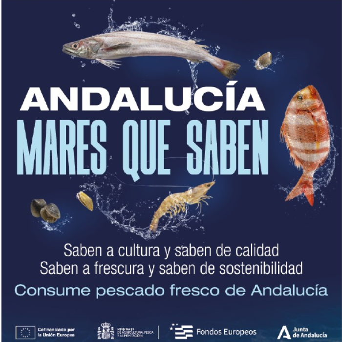 La Junta promociona los productos de la pesca andaluza en las playas de Torremolinos con la campaña ‘Mares que saben’